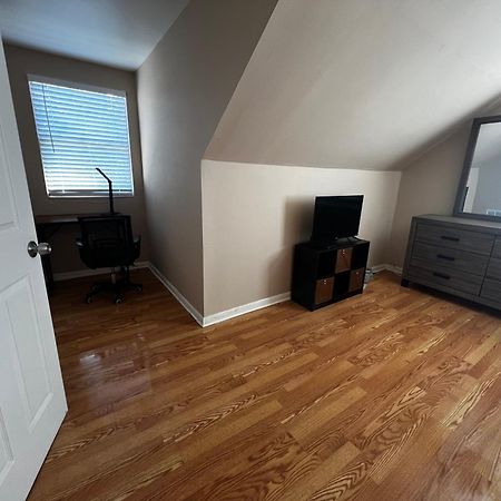 Spacious 3 Bedroom Ewing Home -Quiet Trenton Eksteriør bilde
